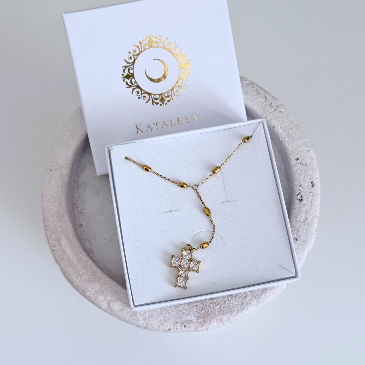 Veyra Cross Lariat Necklace | Gold Cross Drop Necklace