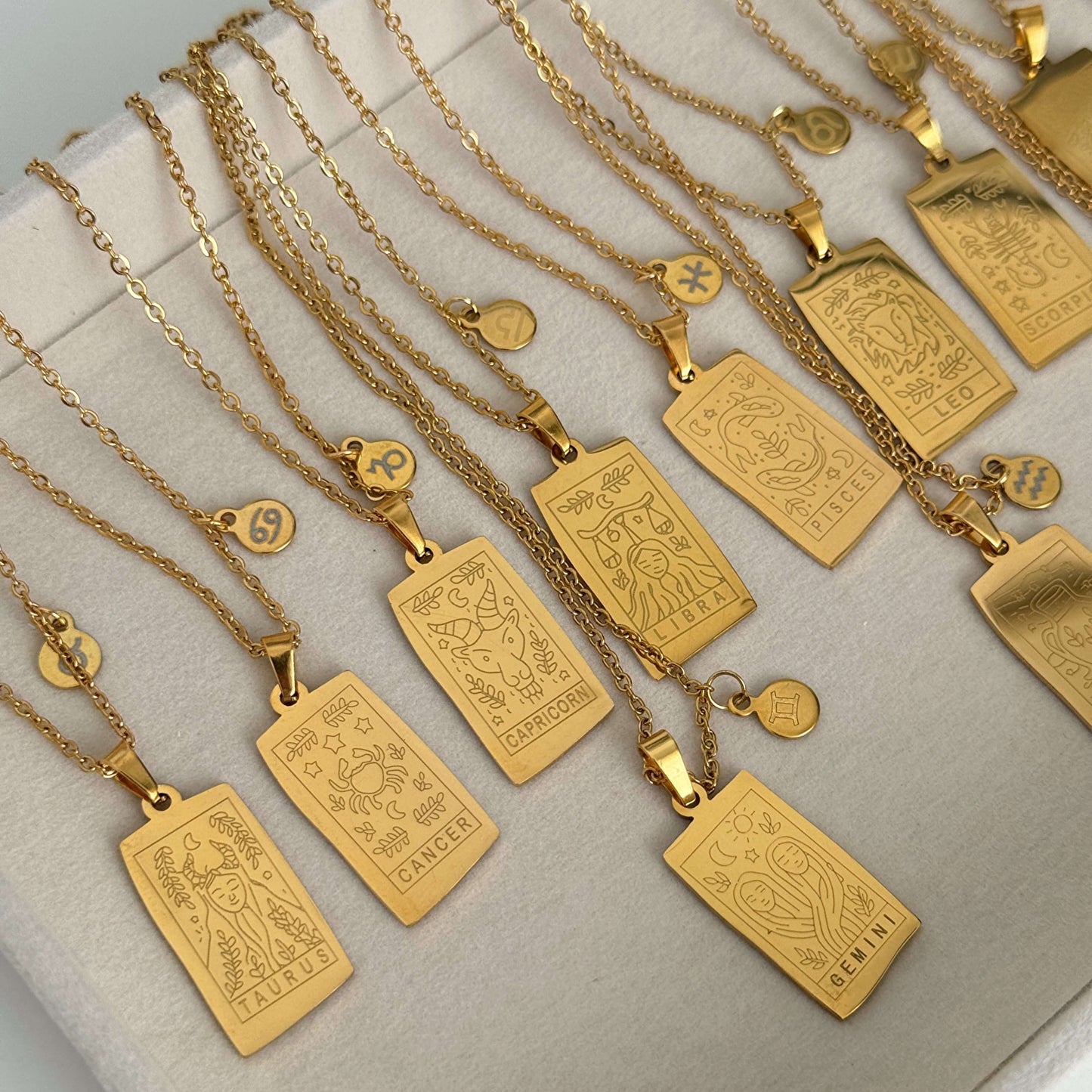 Zodiak Start Sign Rectangular Gold Pendant Necklace by Kataleya