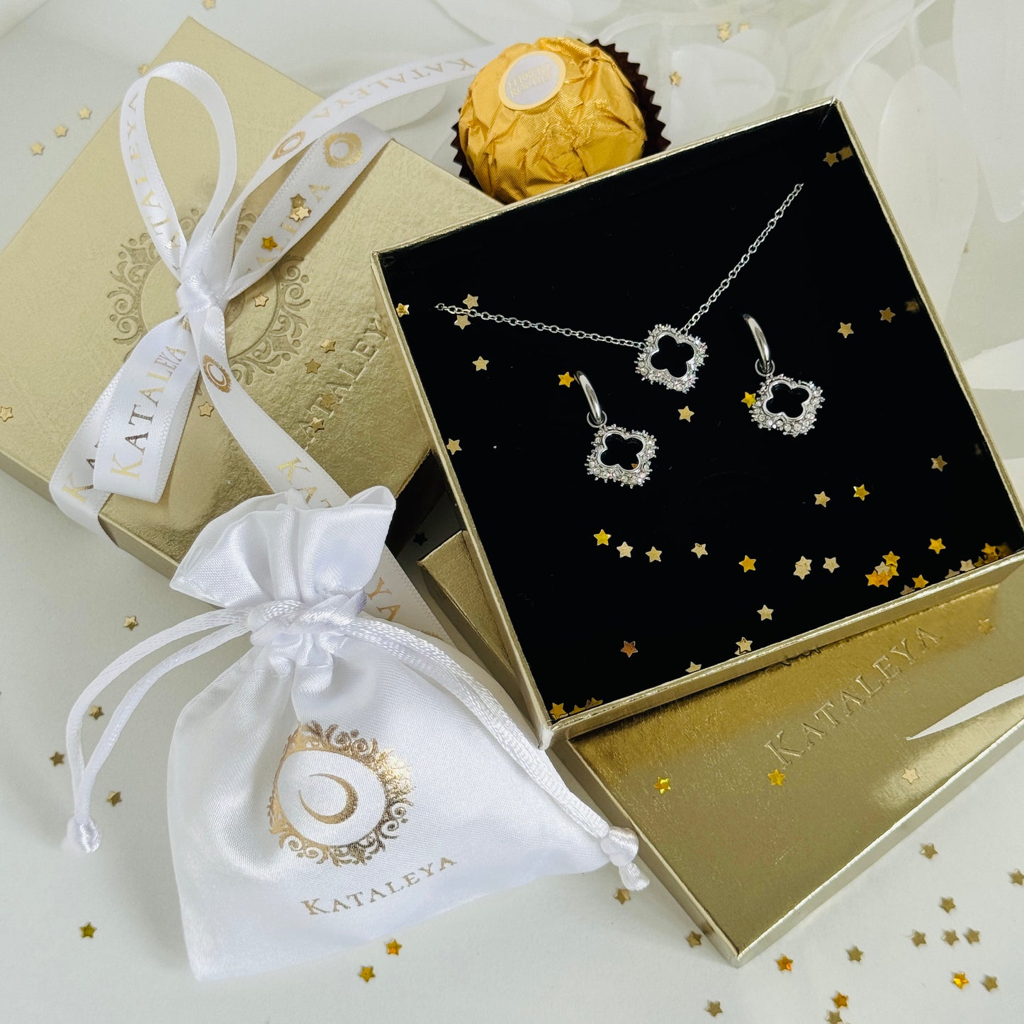 Lucky Flower Set in Silver by Kataleya