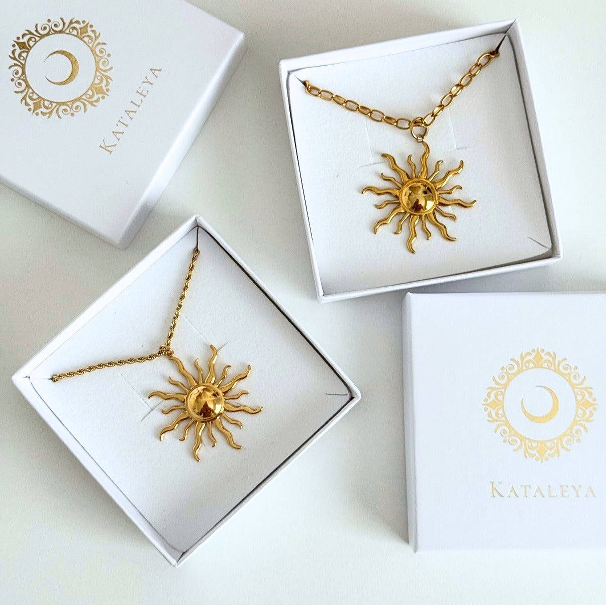 Sun Pendant Necklace – Waterproof Gold-Plated Stainless Steel