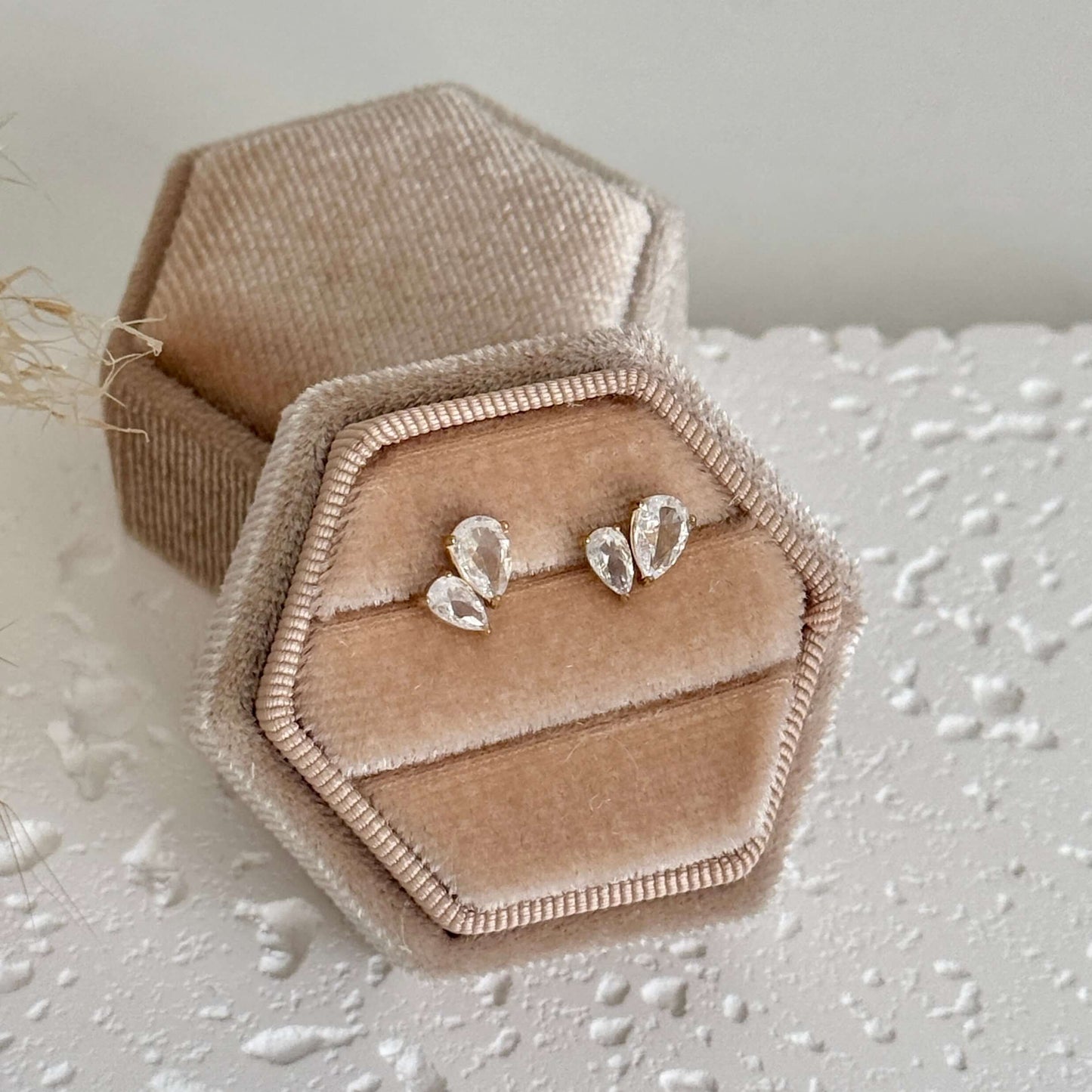 Alma Diamond Earrings