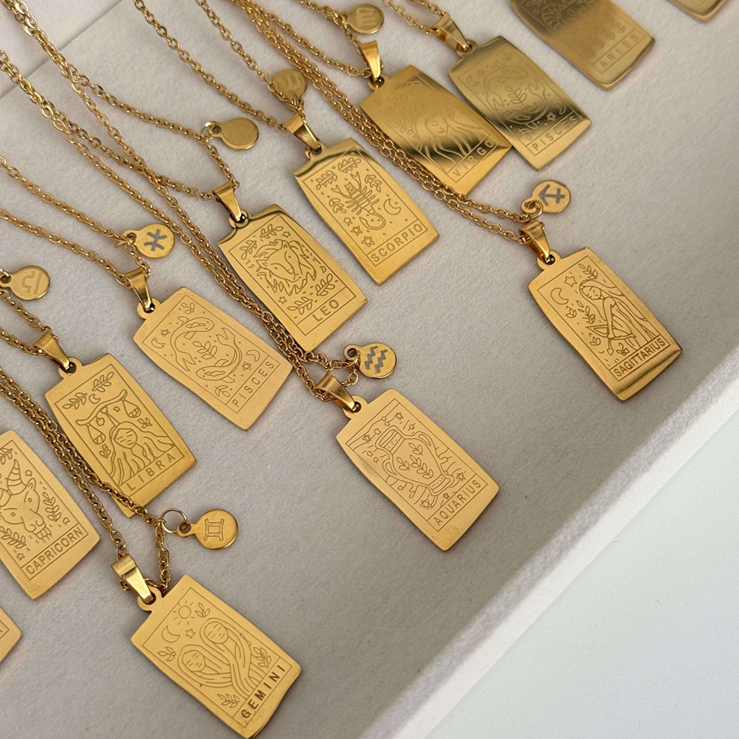 Zodiak Start Sign Rectangular Gold Pendant Necklace by Kataleya