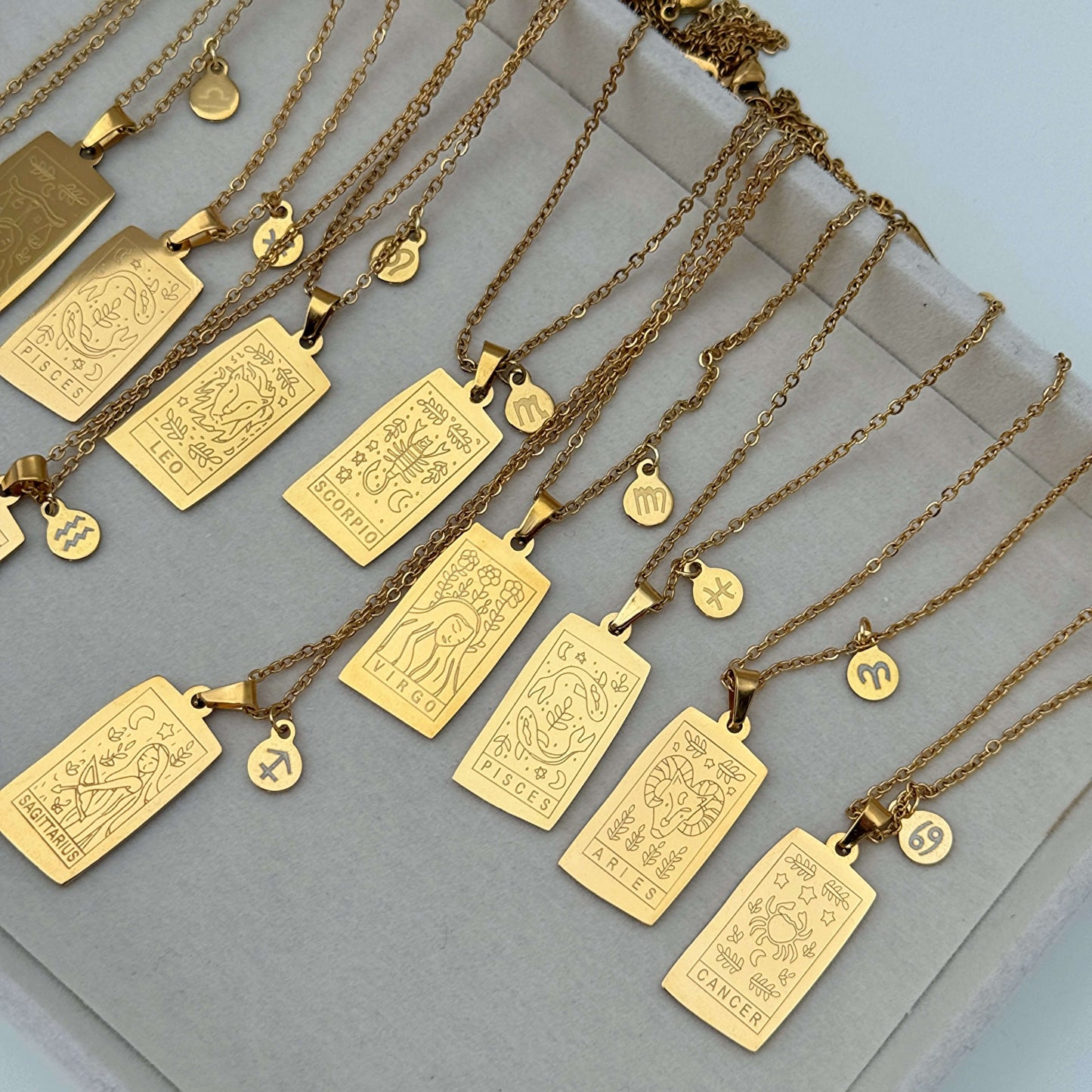 Zodiak Start Sign Rectangular Gold Pendant Necklace by Kataleya