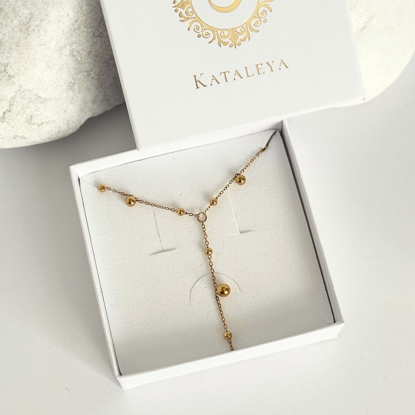 Beaded Lariat Necklace In Gold - Kataleya
