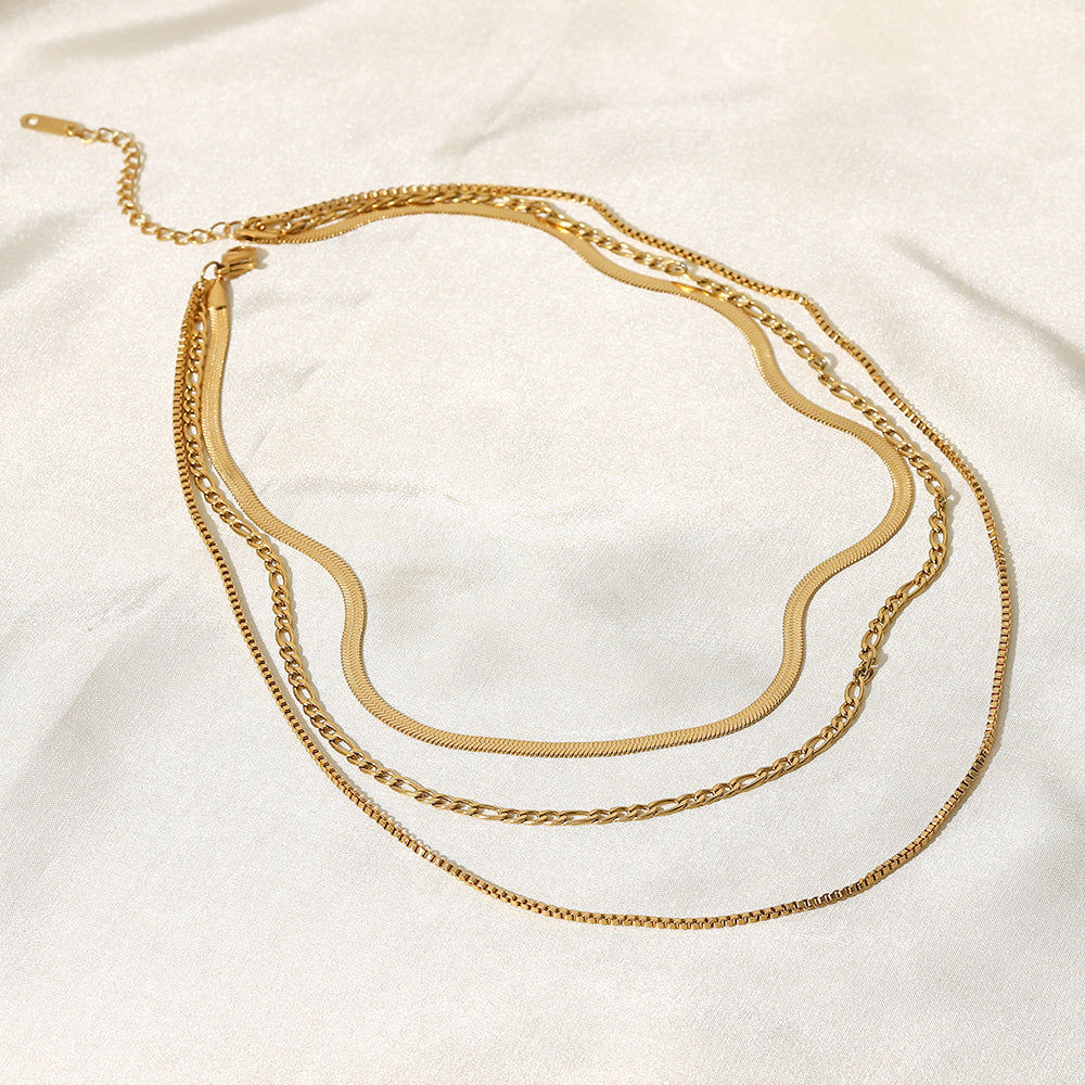 Goddess Layers Necklace – Triple Gold Chain