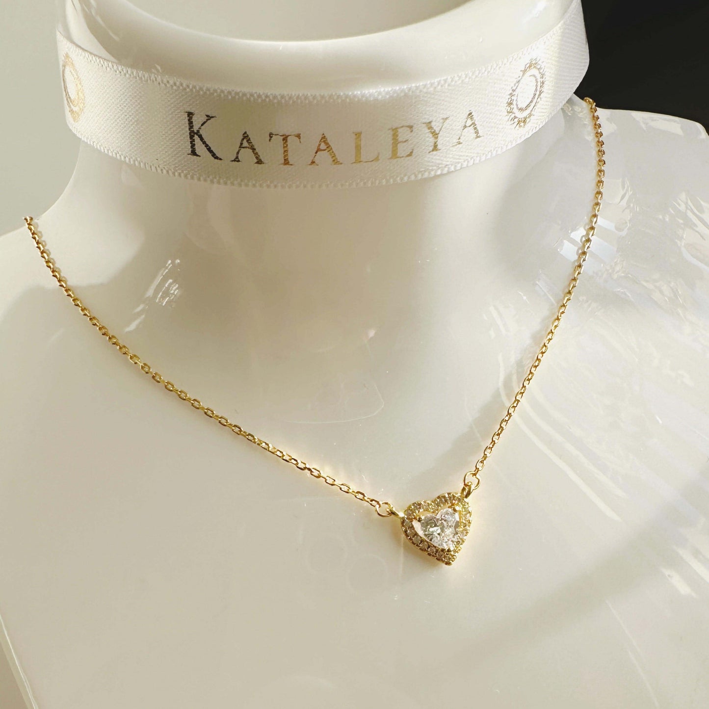 Zircon Heart Necklace in Gold - Kataleya