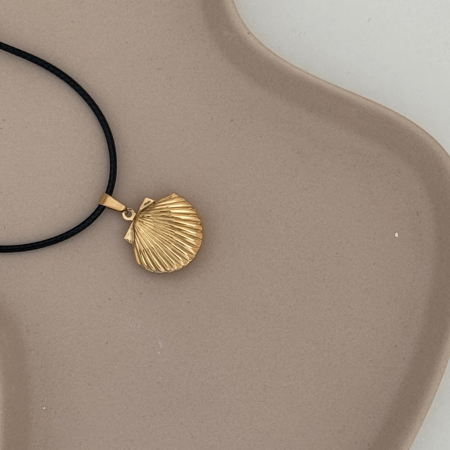 Scallop Locket Necklace