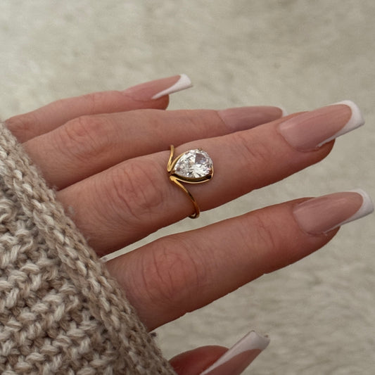Alma Teardrop Zircon Gold Ring by Kataleya.