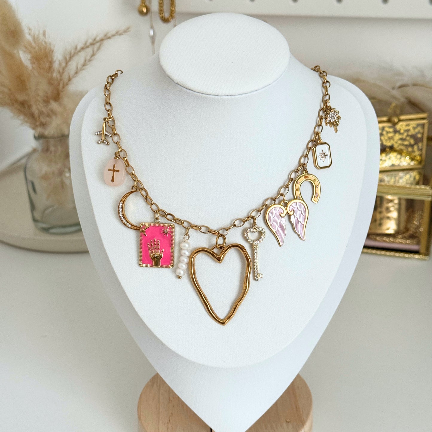 Multi-Charm Necklace Ariana