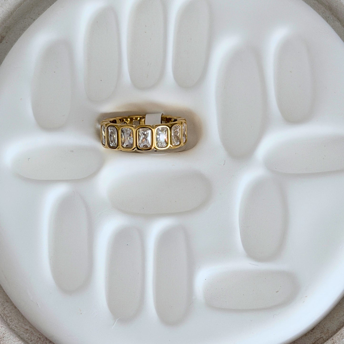 Veyra Crystal Ring | Gold Zircon Band Ring