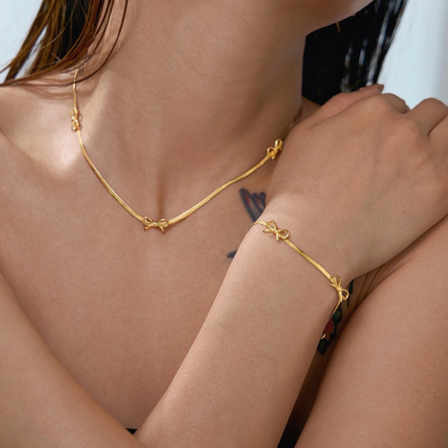 Bow Gold Bracelet Snake Chain by Kataleya