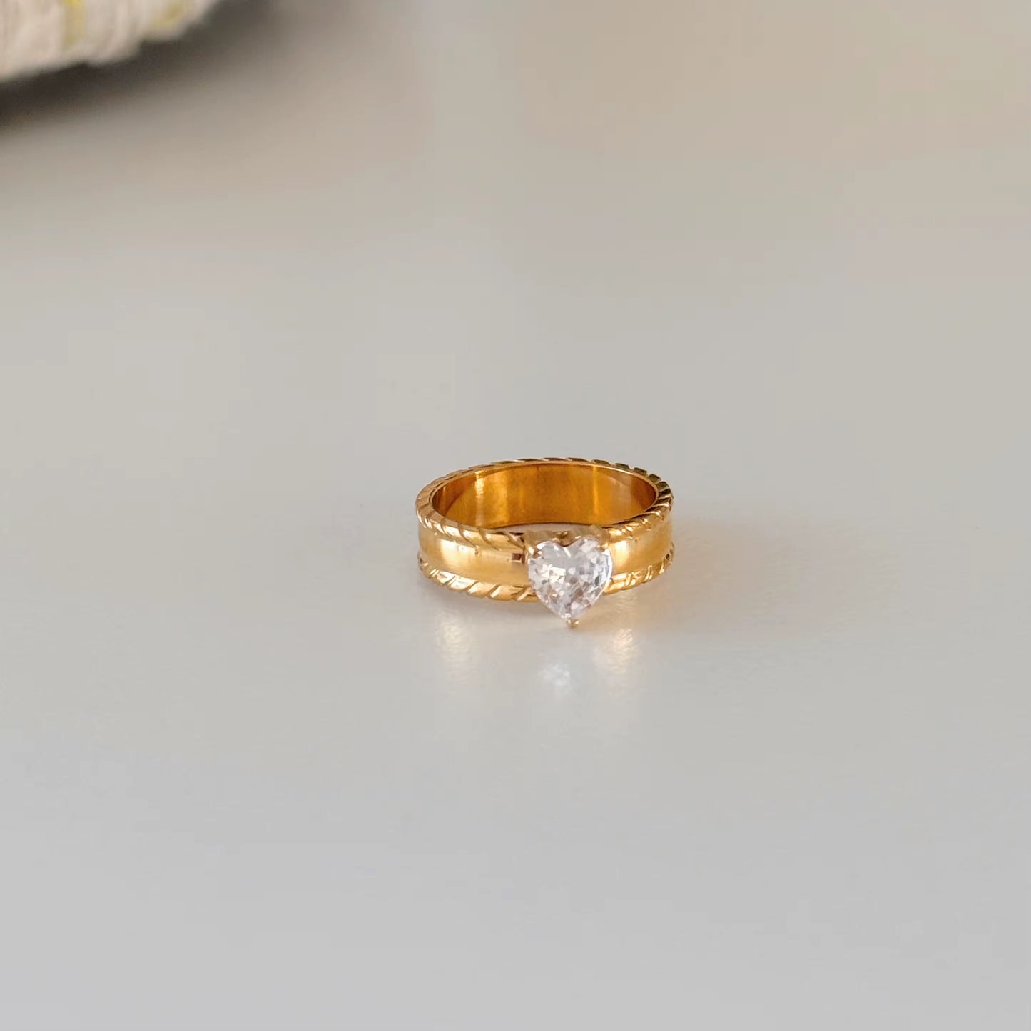 Cordelia - Heart Shape Zircon Ring In Gold