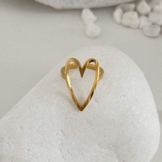 Amoretta - Gold Heart Ring - Kataleya