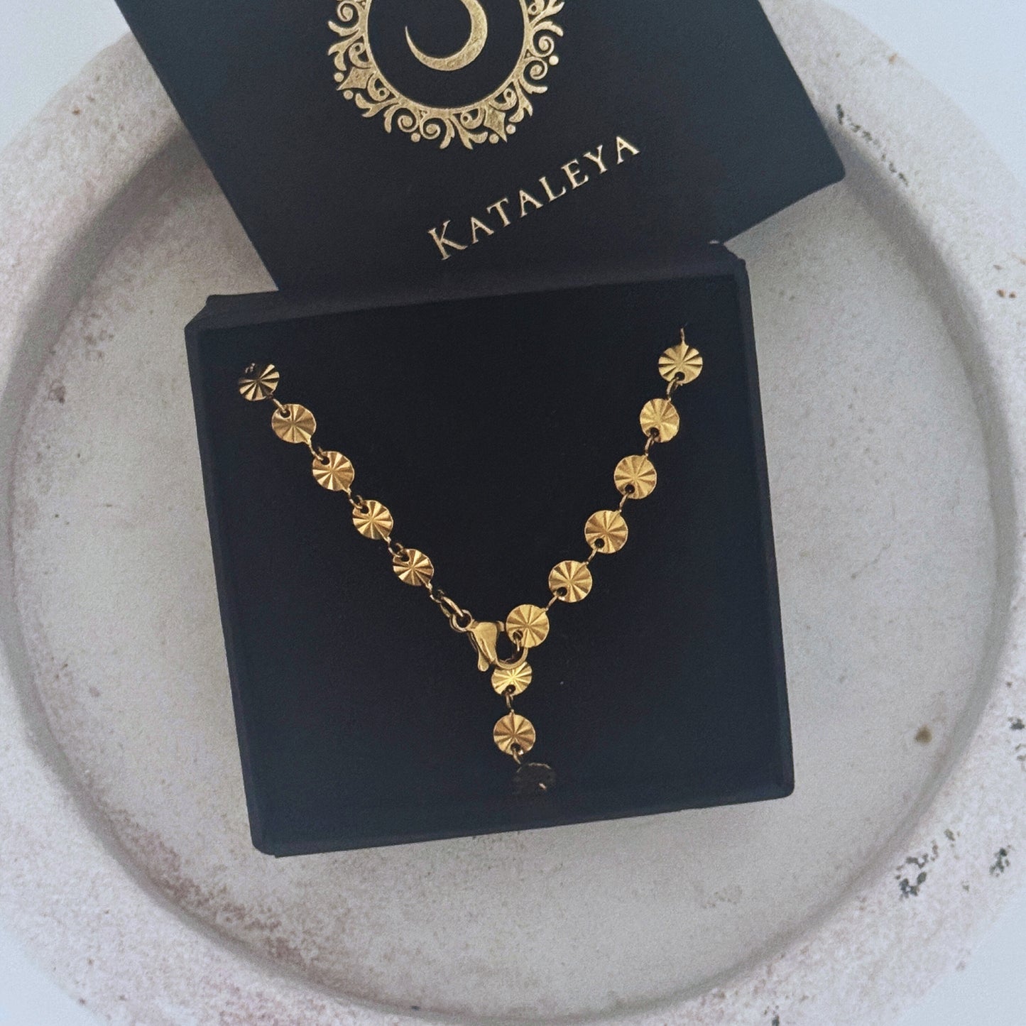 Long Disc Lariat Necklace – Waterproof | Tarnish Free presented in elegant gift box.