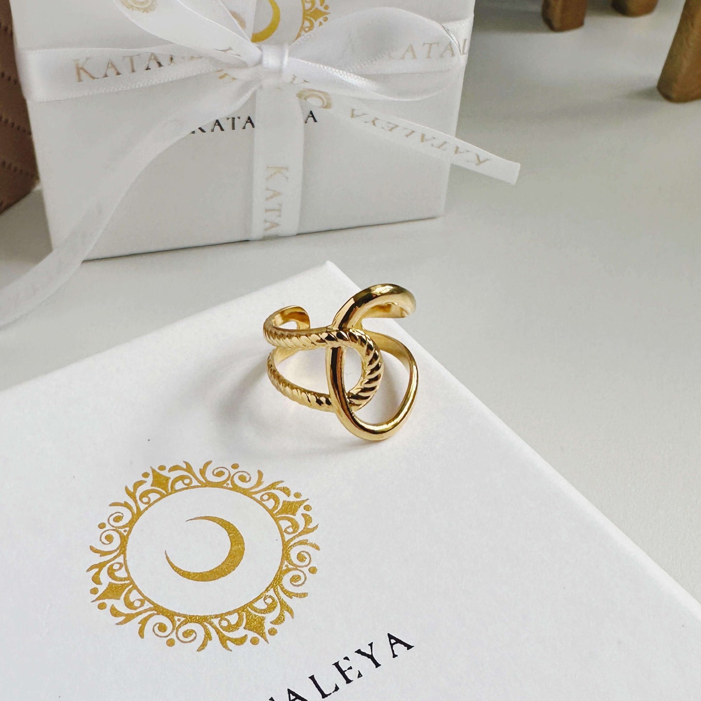 Knot Ring Gold - Kataleya