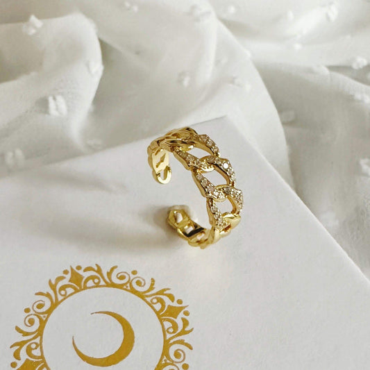 Simona - Gold Earrings and Rings Set - Kataleya