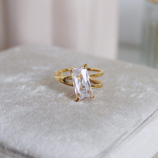 Sophia - Large Zircon Stone Gold Ring - Kataleya