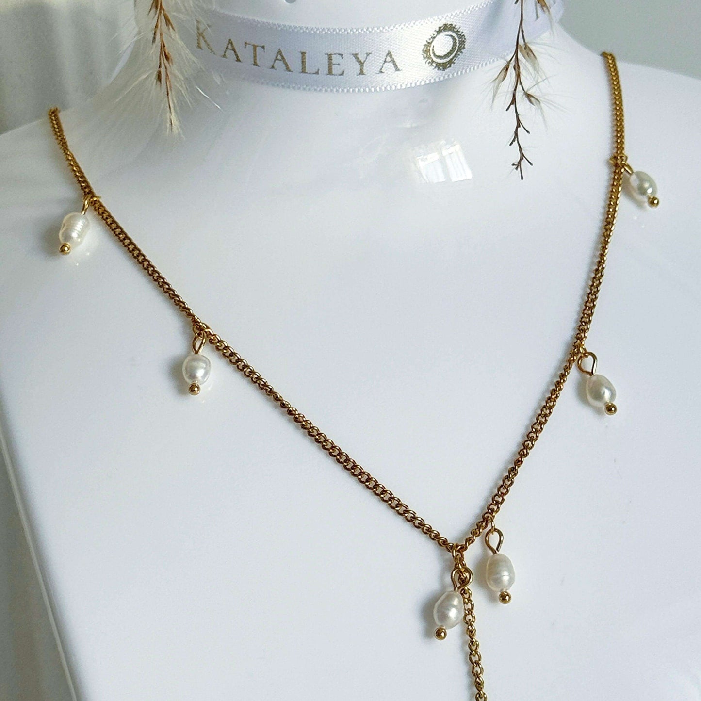 Y- Shape Gold Pearl Necklace - Kataleya